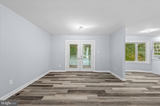 Primary Photo - 2312 Harpoon Dr