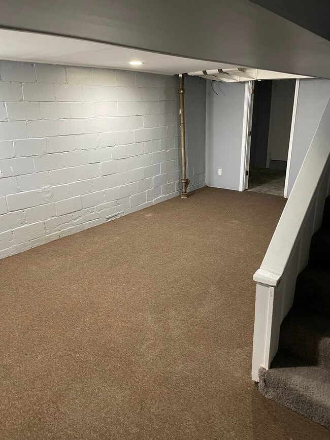 Building Photo - Two-Bedroom Home in Baltimore