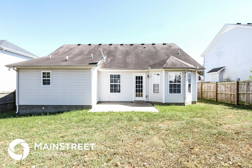 Building Photo - 245 Grovedale Trce