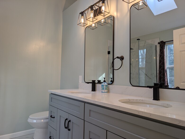 Building Photo - 111 Harvard Cir