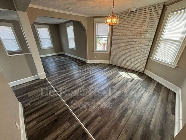 Building Photo - 3729 Herbert Ave