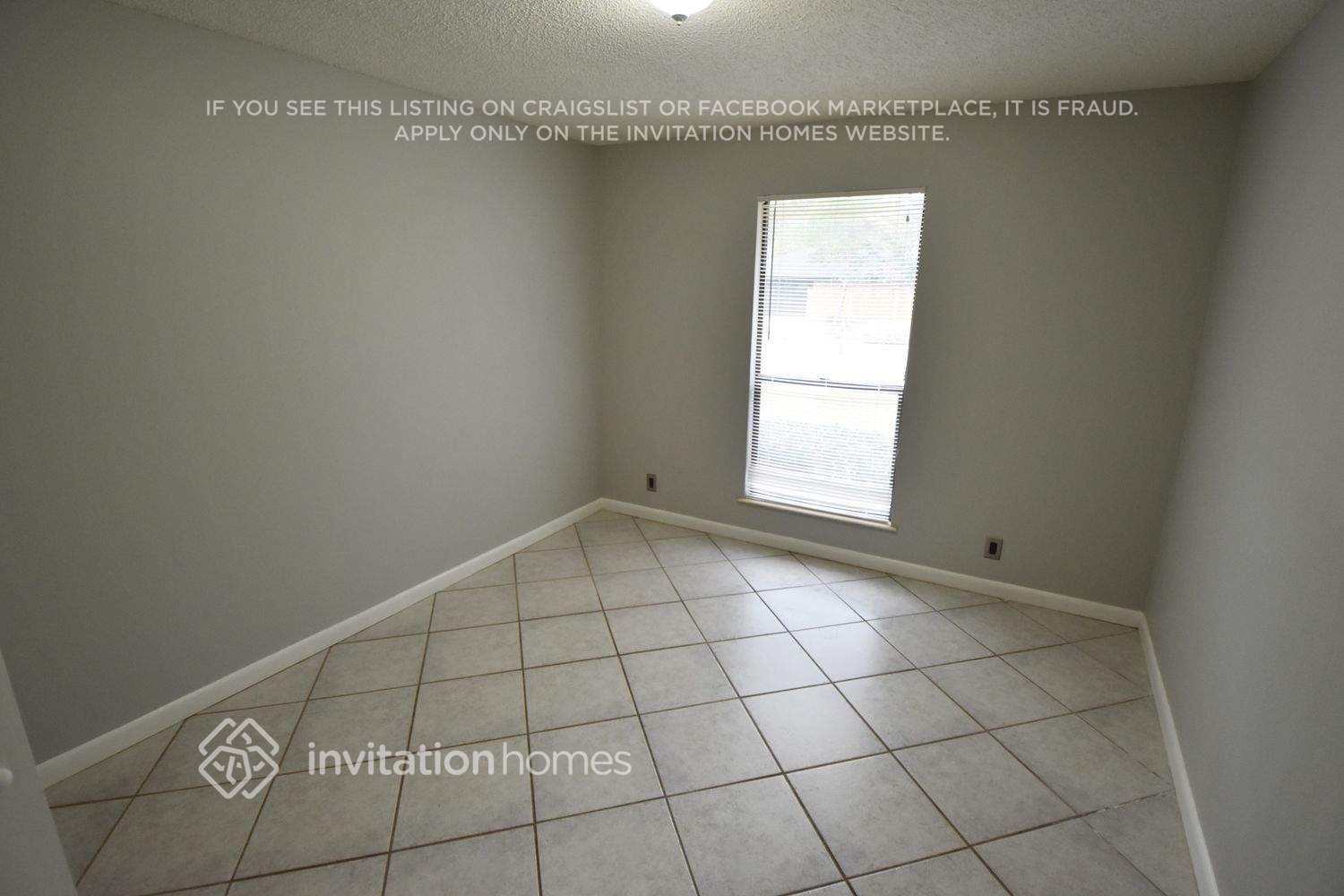 Building Photo - 4077 Quarterhorse Ct