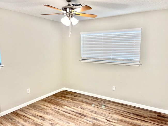 Building Photo - 5512 12th St