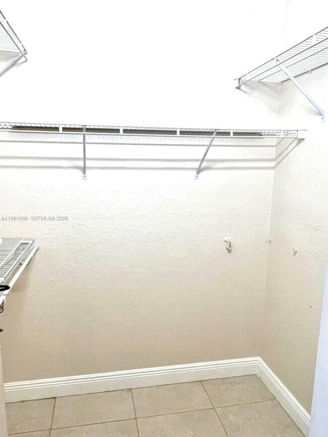 Building Photo - 8899 NW 176th Ln