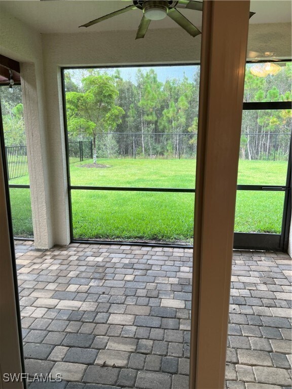 Building Photo - 4163 Bluegrass Dr