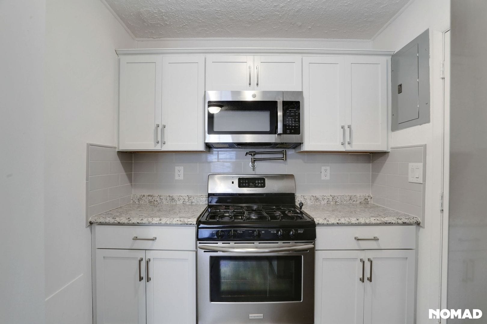 Building Photo - 878 Antwerp Rd