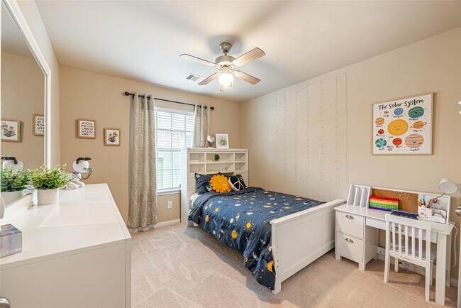 Building Photo - 119 Emerald Loch Ln