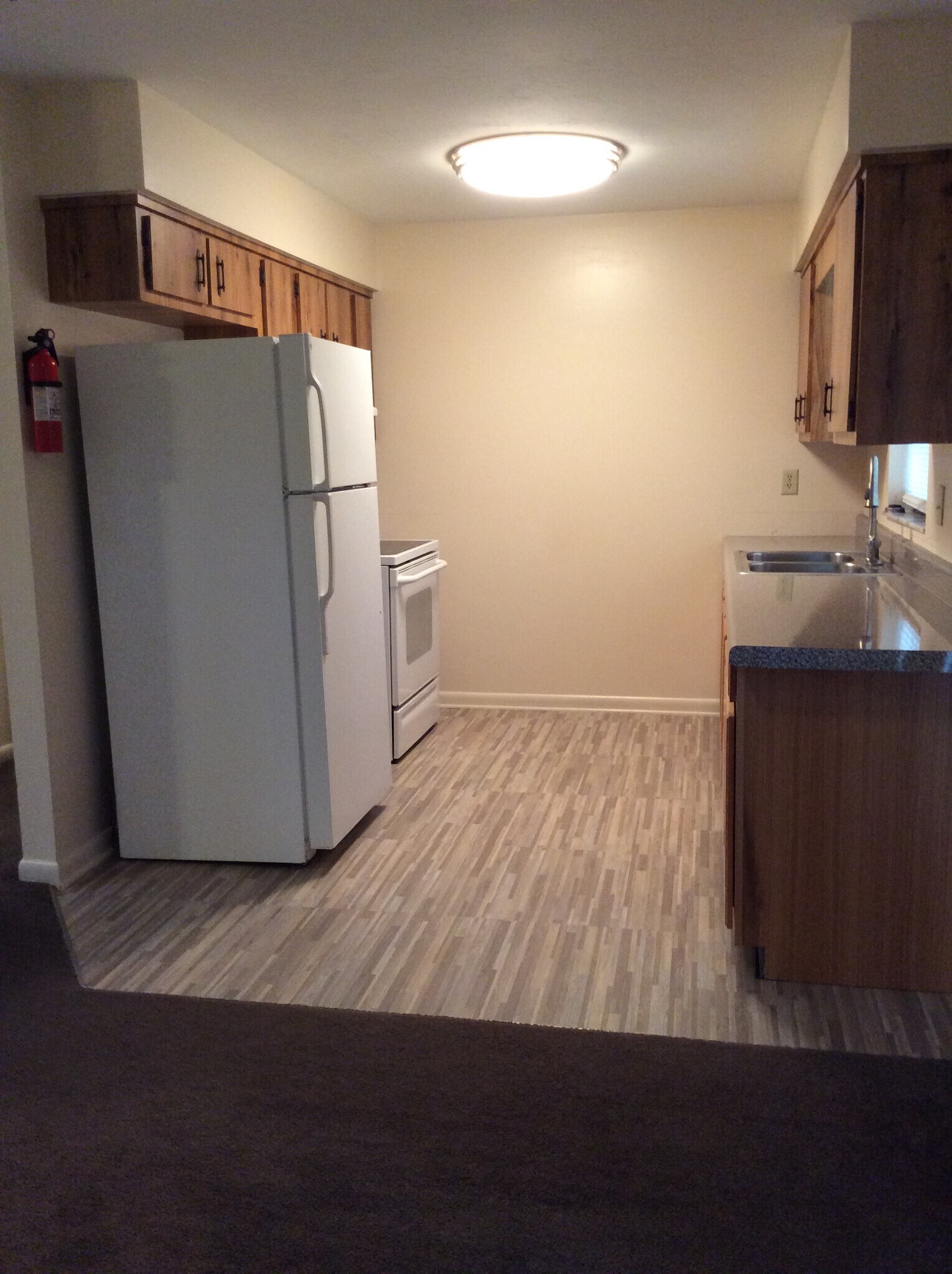 Building Photo - 4520 SW 37th Ln