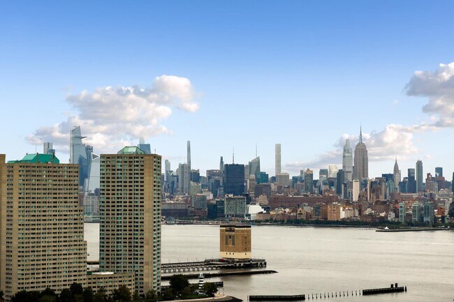 Building Photo - 389 Washington St