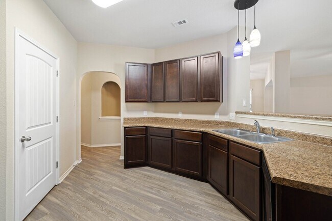 Building Photo - 16708 Black Kettle Dr