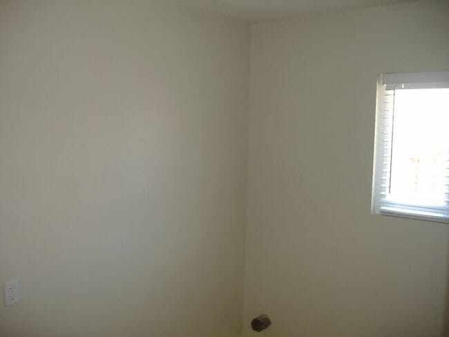 Building Photo - 135 Nightfall Rd