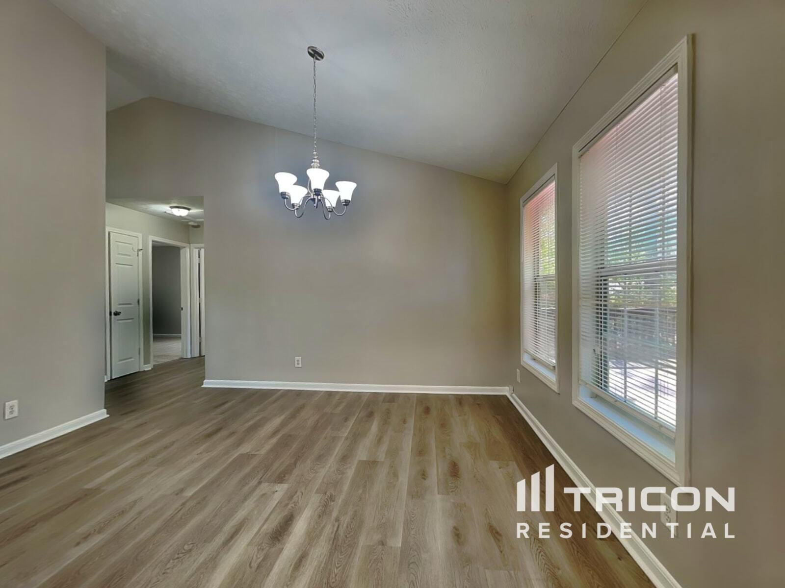 Building Photo - 235 Princeton Way