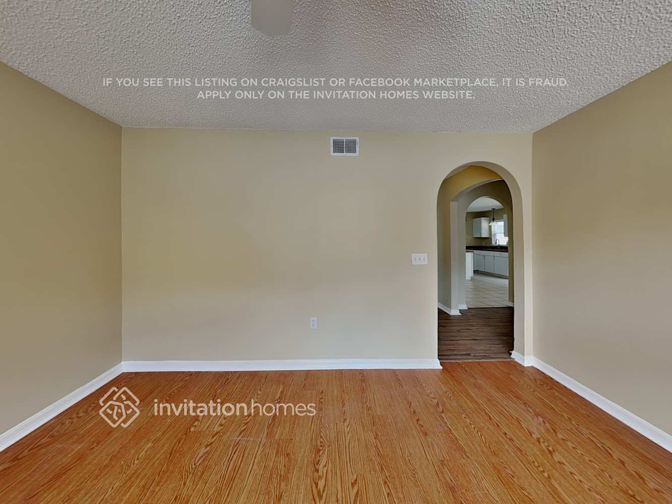 Building Photo - 3904 Stonefield Dr