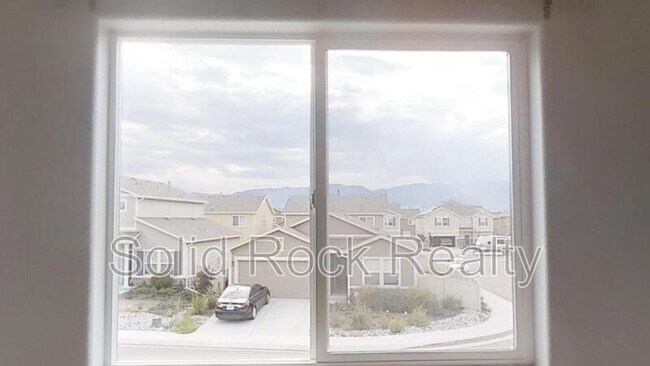 Building Photo - 10977 Quercia Cir