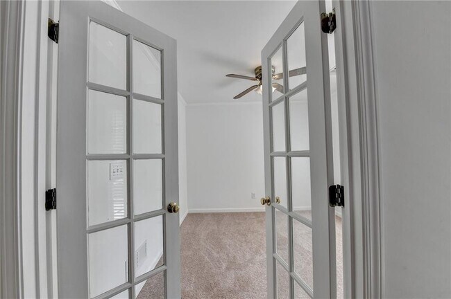 Building Photo - 6535 Ganton Dr