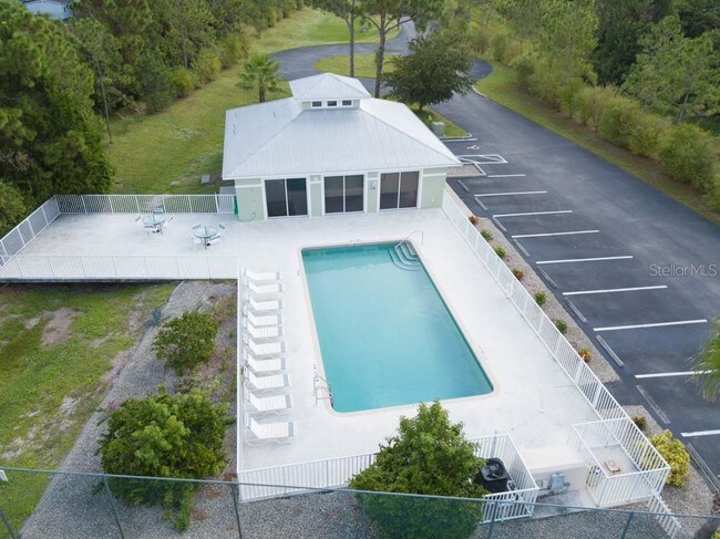 Building Photo - 8151 Memory Ln