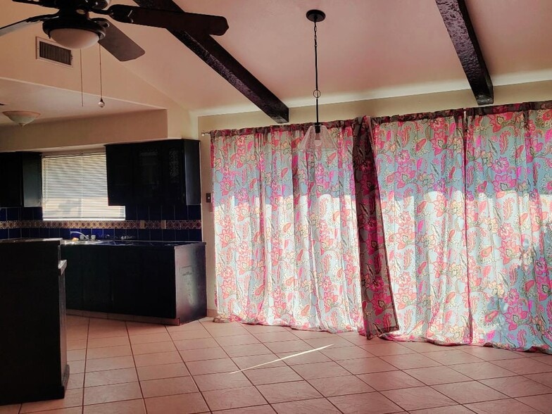 dining area - 43A N Coria St