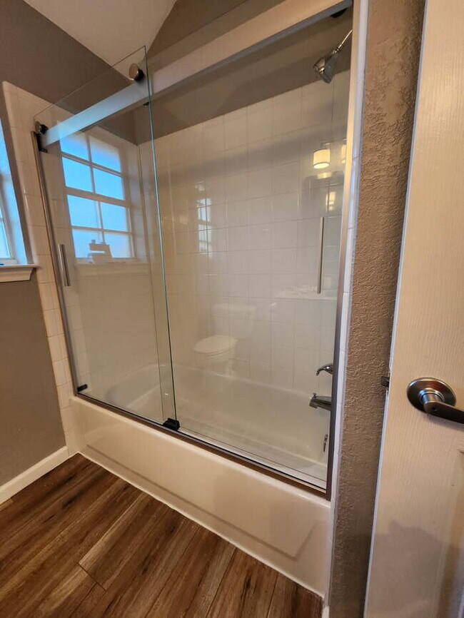 Building Photo - Stunning 4BR 2.5 BA Home w/ Private Pool + Upgrades in Hurst