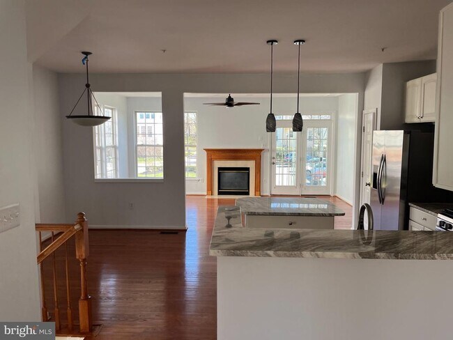 Building Photo - 9611 Juniper Dr