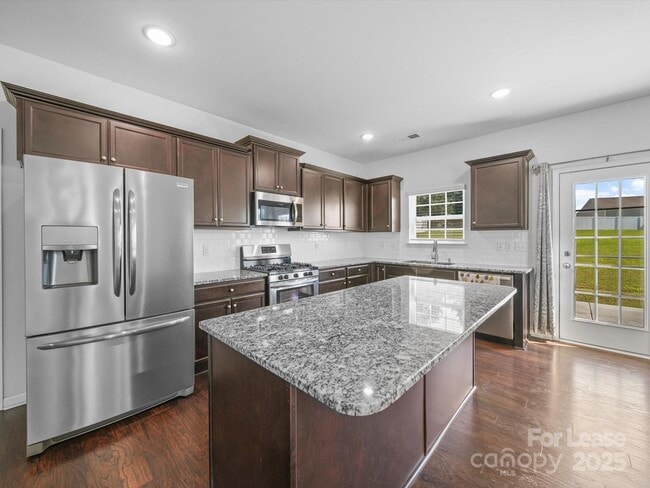 Building Photo - 1008 Hudson Taylor Ln