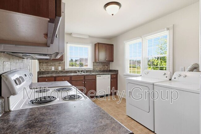Building Photo - 4212 US-421