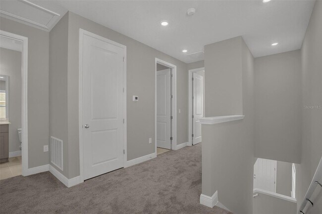 Building Photo - 17025 Haggerty Hollow Dr
