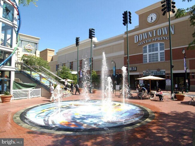 Building Photo - 8205 Grubb Rd