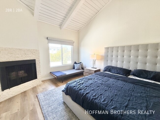 Building Photo - 1909 Pelham Ave