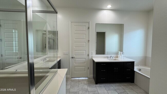 Building Photo - 5221 S Excimer