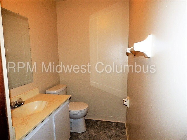 Building Photo - Dublin 2 BR Condo