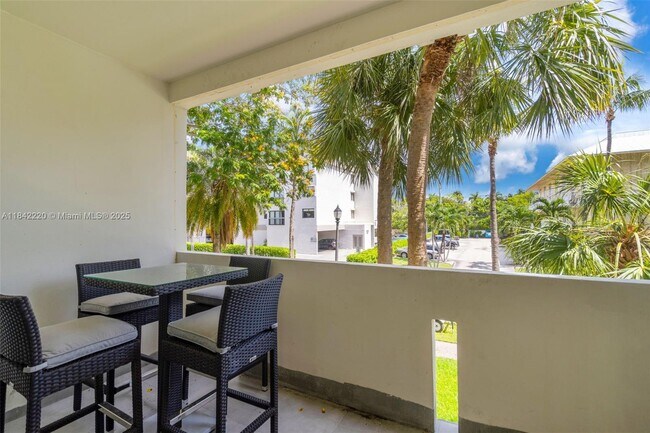 Building Photo - 300 Galen Dr
