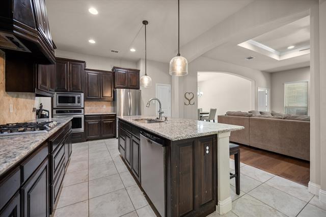 Building Photo - 909 Thistle Hl Trl