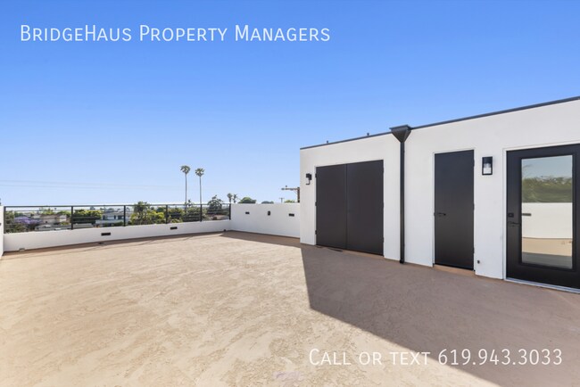 Building Photo - 3248 Clairemont Dr