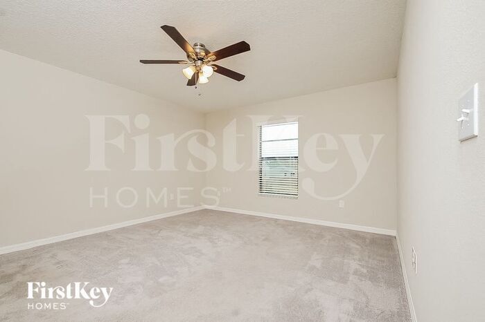 Building Photo - 10104 Rose Petal Pl