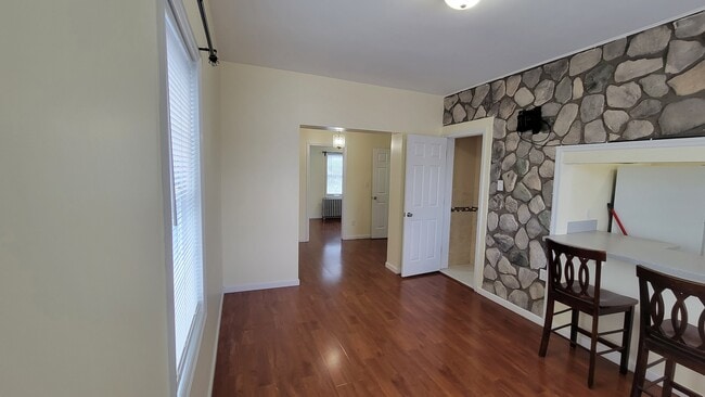 Building Photo - 4817 Aschoff Pl