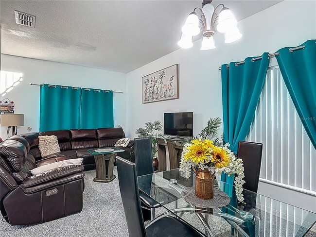 Building Photo - 4608 Cumbrian Lakes Dr