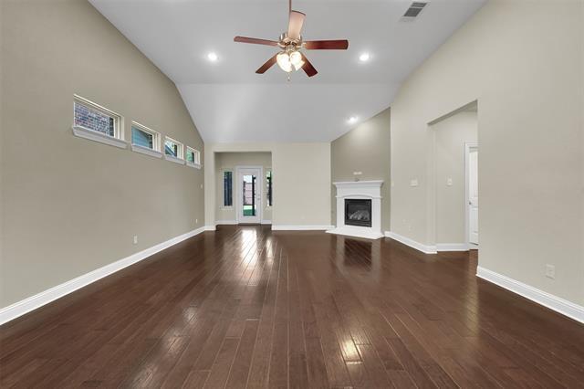 Building Photo - 5805 Zinnia Dr