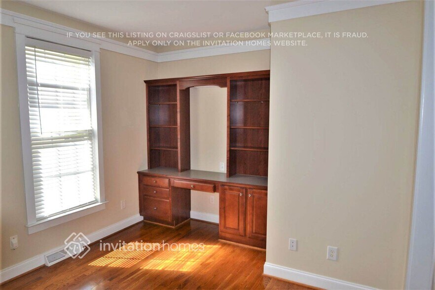 Building Photo - 7706 Red Oaks Trail