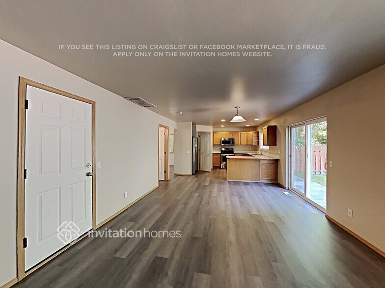 Building Photo - 11501 34th St NE