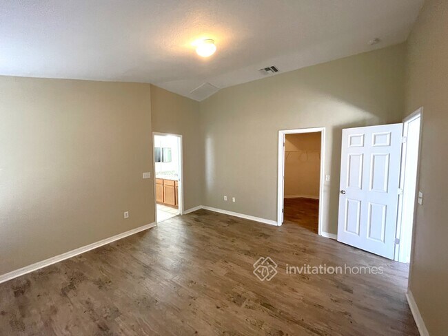 Building Photo - 24447 Summer Wind Ct