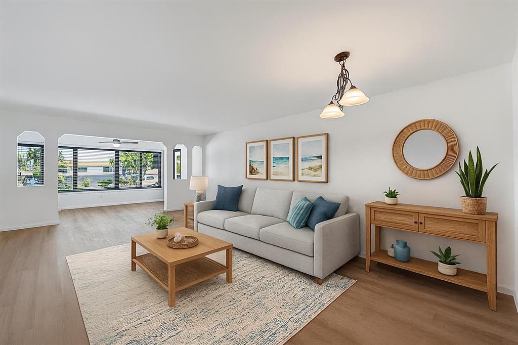 Building Photo - 3111 NE 51st St