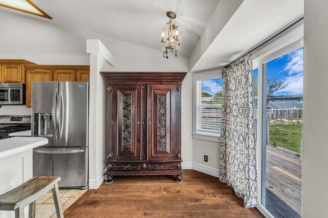 Building Photo - Charming Kaysville Home in Quiet Cul-de-Sac Near Trails