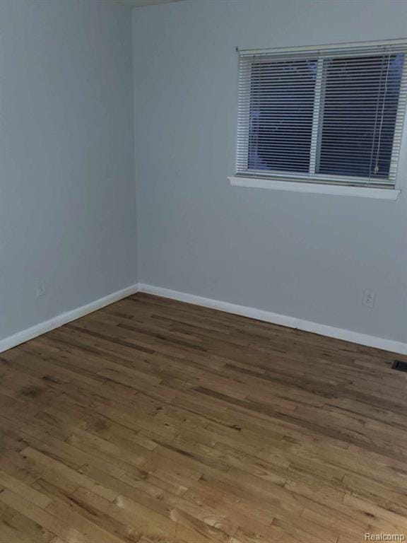 Building Photo - 1342 S Linville Ave