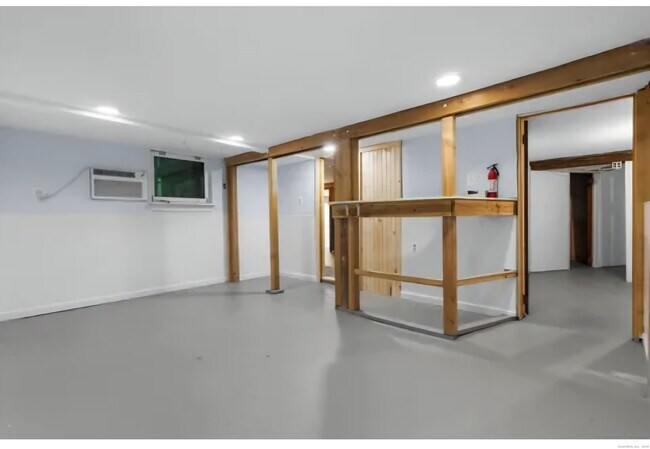 Building Photo - 1276 North Ave