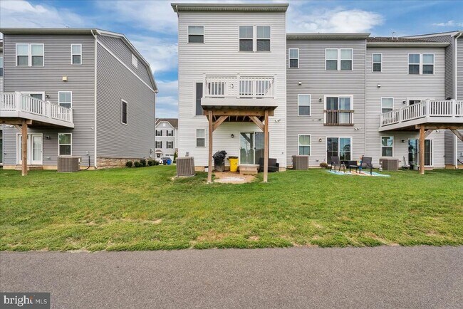 Building Photo - 91 Kohlmyer Dr