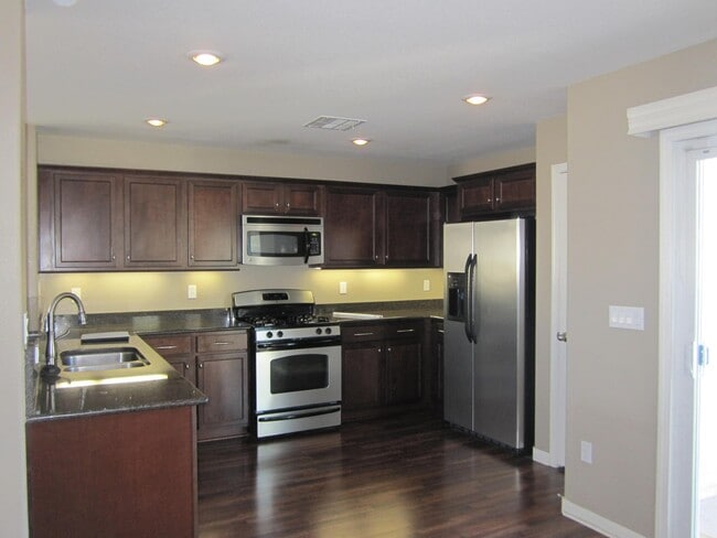 Building Photo - 8722 Brindisi Park Ave