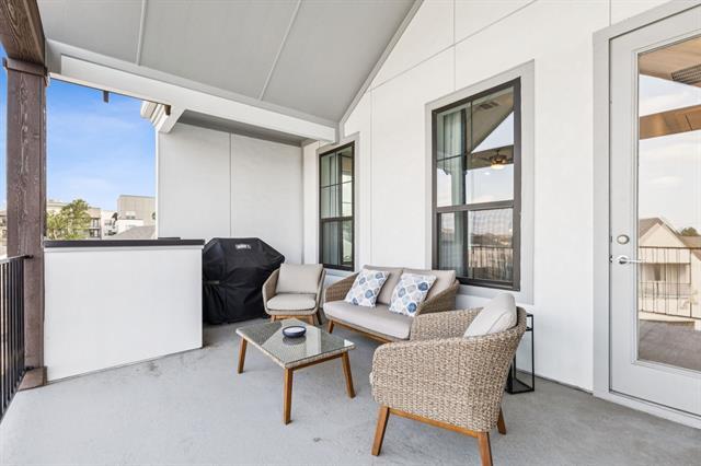 Building Photo - 8120 Bromley Dr