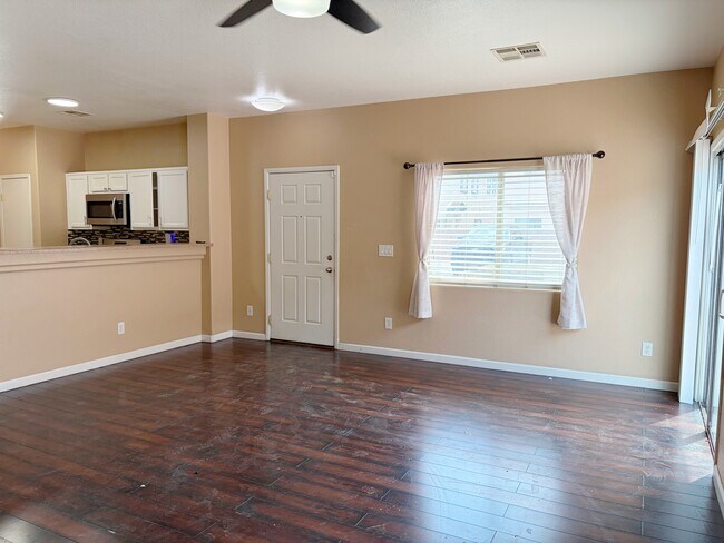 Building Photo - 4617 Dealers Choice Way