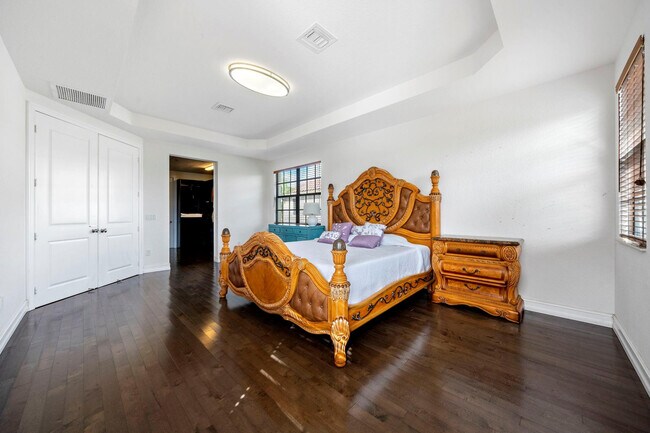 Building Photo - 7302 NW 111th Way