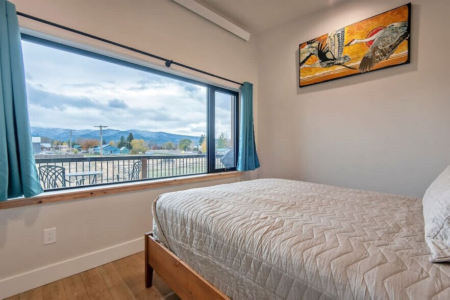 Building Photo - 73 N Beryl Ave